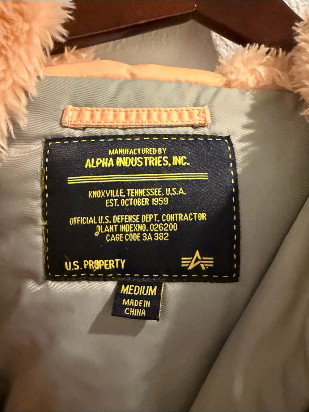 Alpha Industries Peach Bomber Jacket with Faux-Fur Hood - Picture 6 of 7